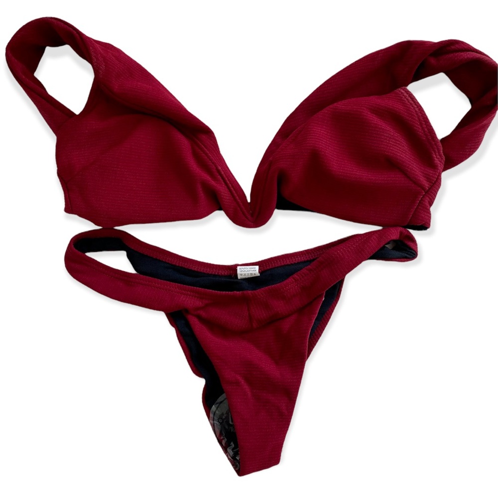 🛑SOLD NWT Dark Red V-Neck Bikini - Picture 1 of 5